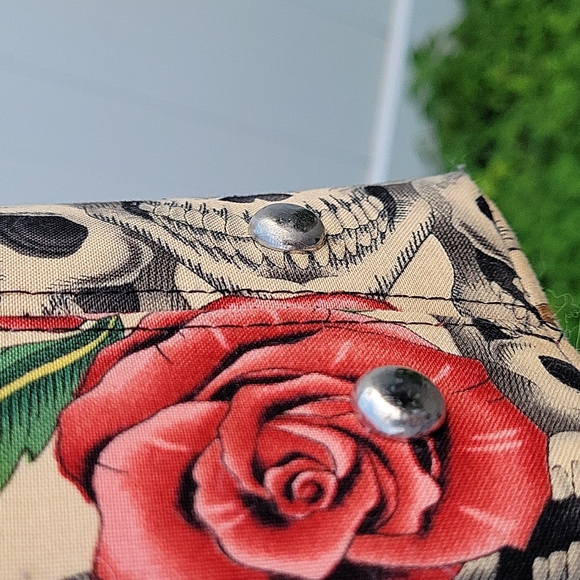 HANDBAG - Picture 8 of 9